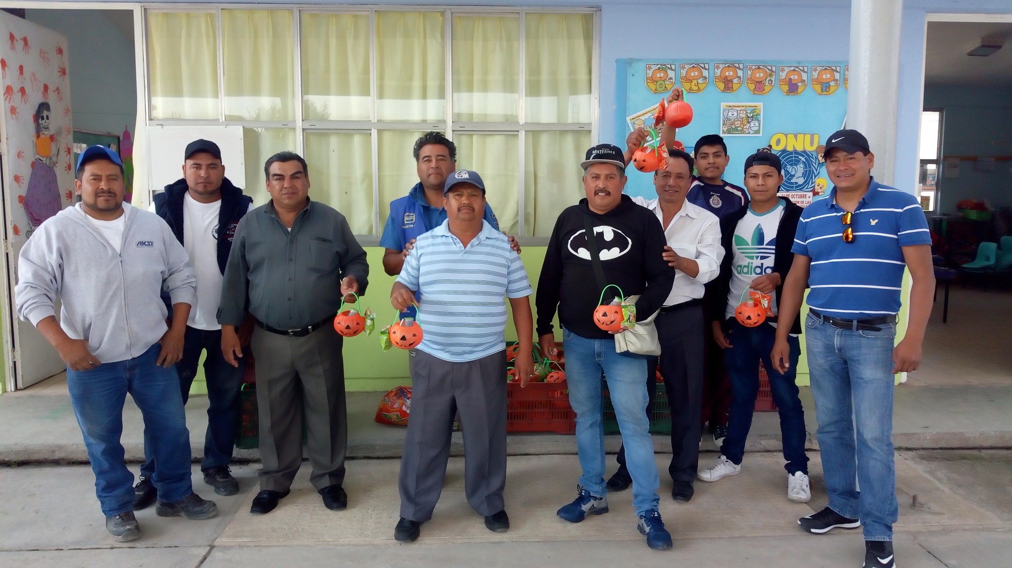 Por su cuenta, vecinos vigilantes reducen inseguridad en Tecaltzingo
