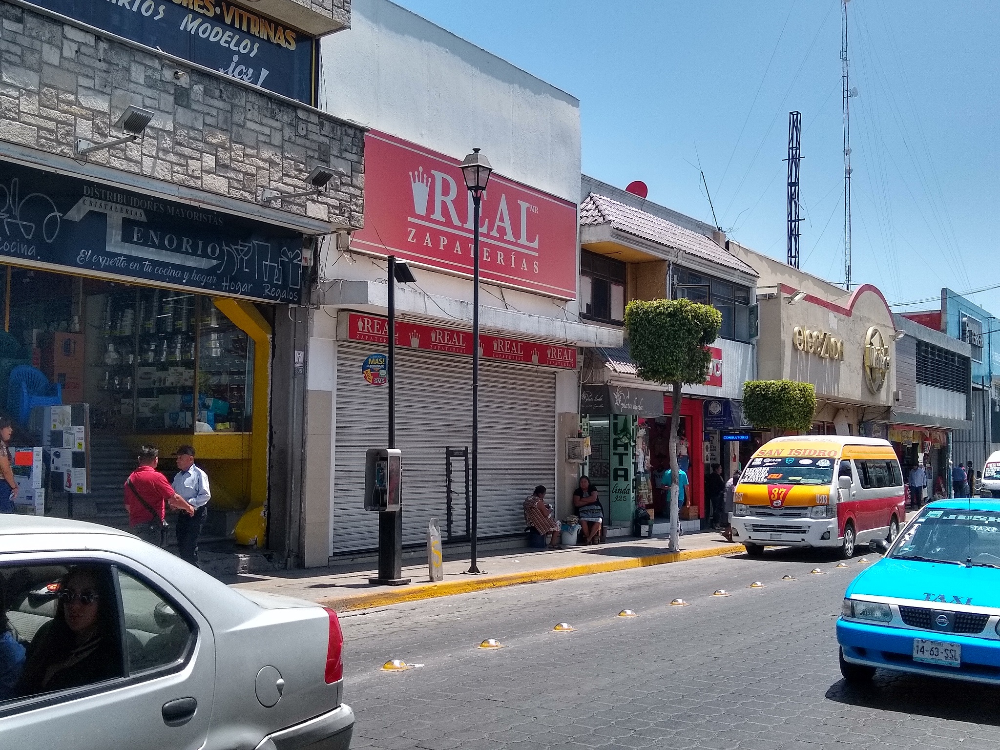 Buscarán créditos y descuentos para reactivar comercio en Tehuacán