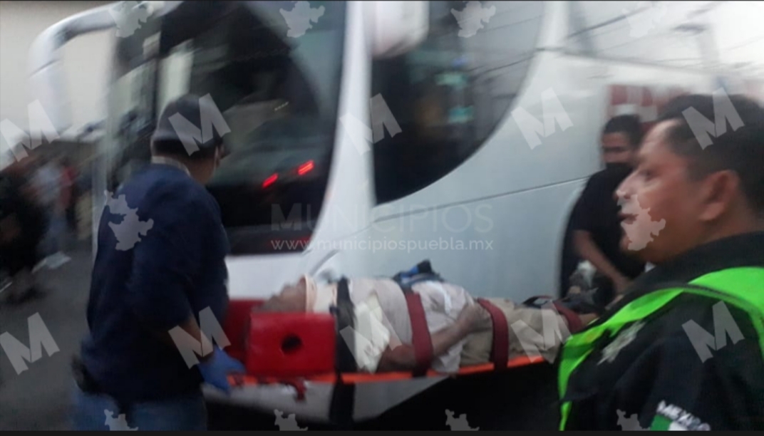 Autobús de ERCO atropella a abuelita en Atlixco 