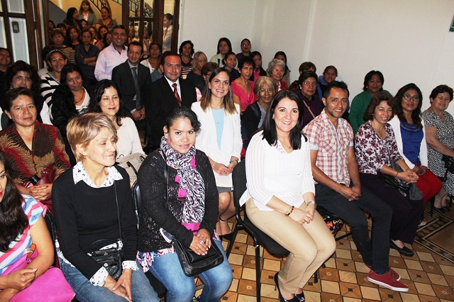 Inician talleres productivos para mujeres en Tehuacán y Puebla