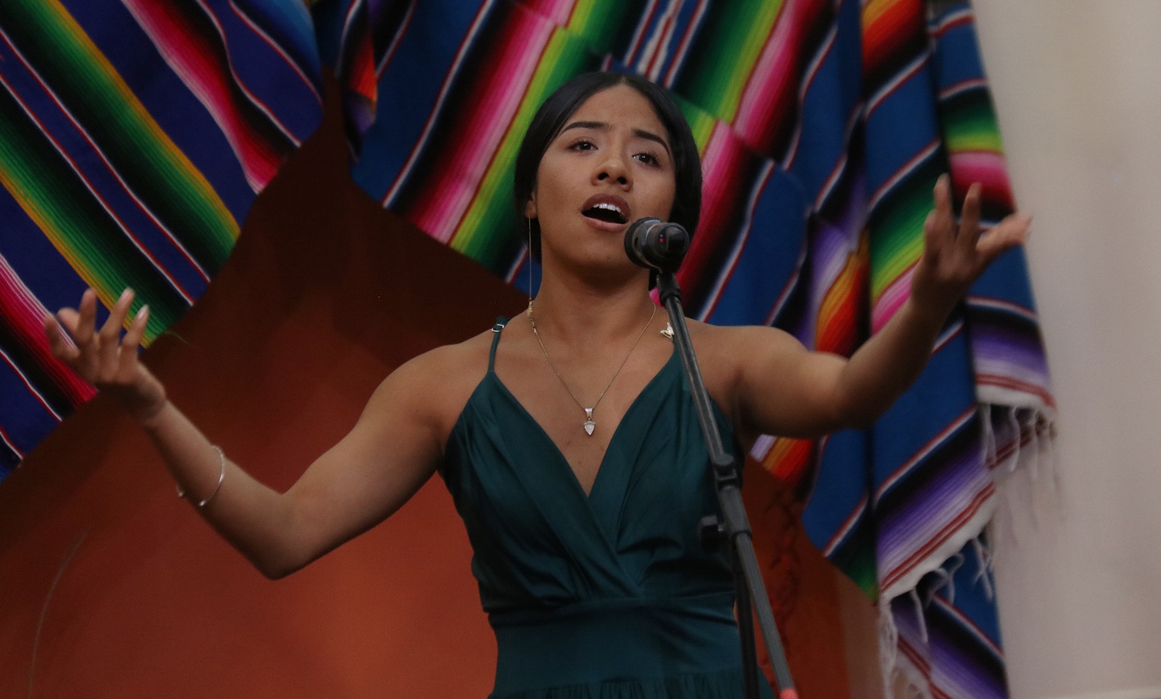 Realizan Grupos Culturales Nacionales de Antorcha recital de poesía