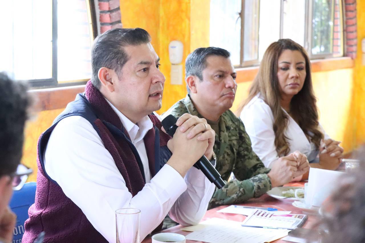 Estado y FGE instalarán Casas Violeta Puebla y atenderán mujeres