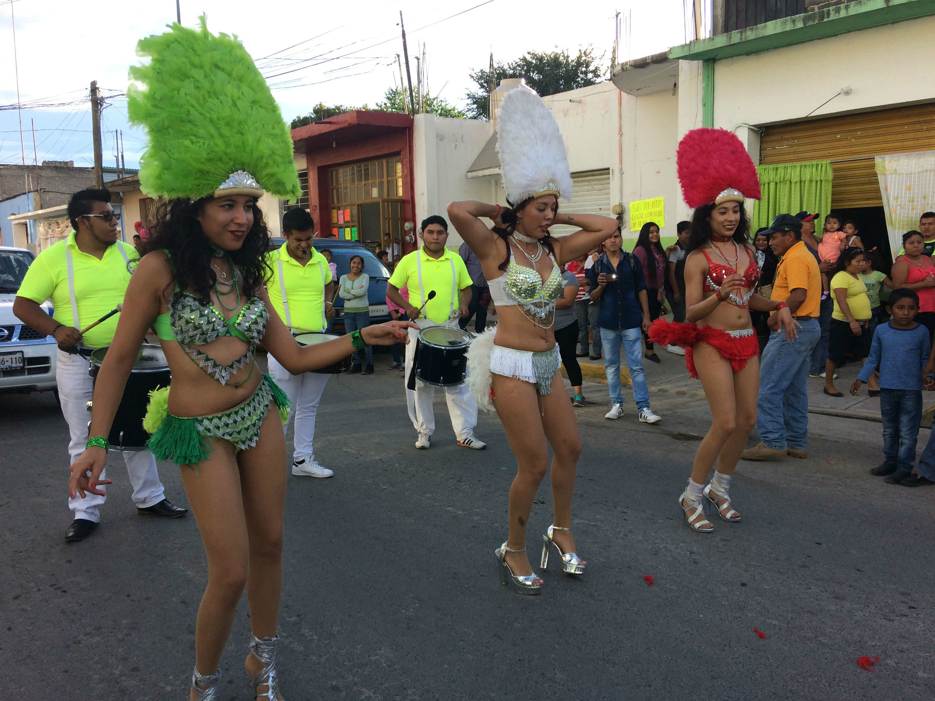 Becerreada arranca los festejos a San Rafael en Acatlán