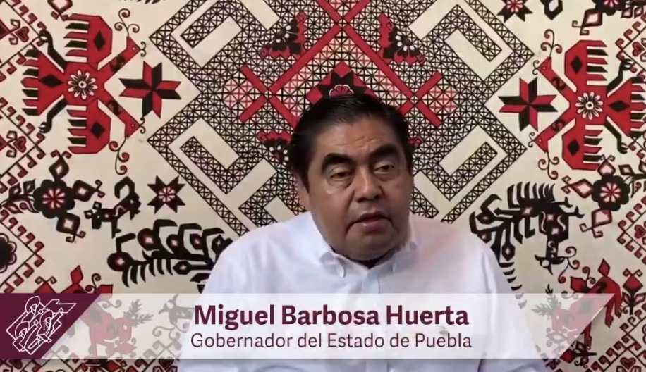 VIDEO Reconoce gobernador de Puebla ardua labor de las mamás