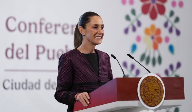 Avala Sheinbaum iniciativa de Armenta de apoyo legal a migrantes poblanos