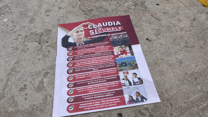 En Tecamachalco reparten propaganda de Claudia Sheinbaum 