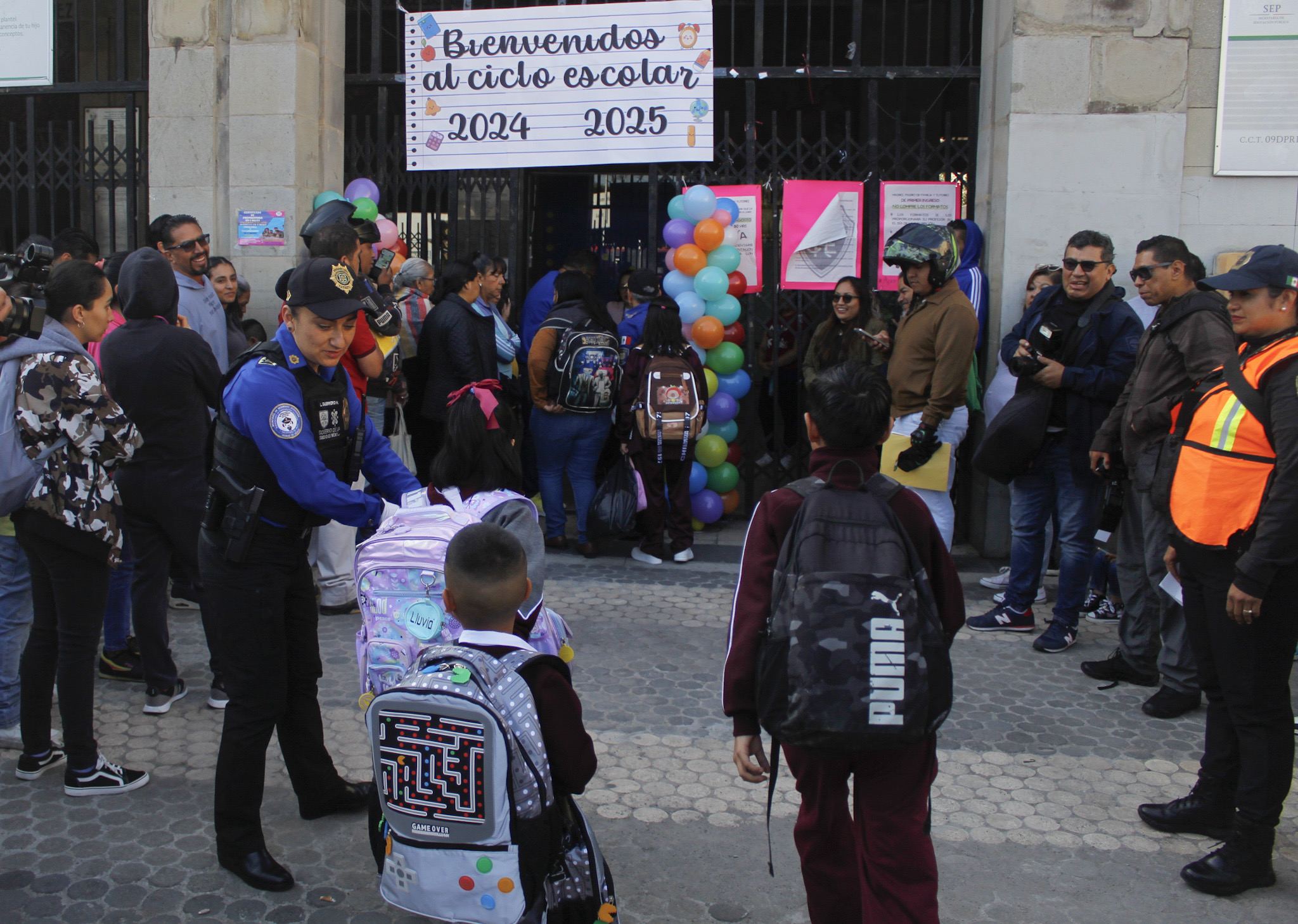 A clases este lunes más de 24 millones de estudiantes