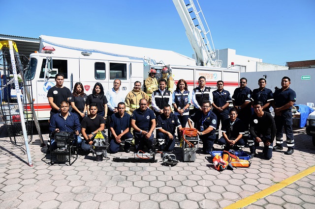 San Andrés reconoce el trabajo de su cuerpo de bomberos