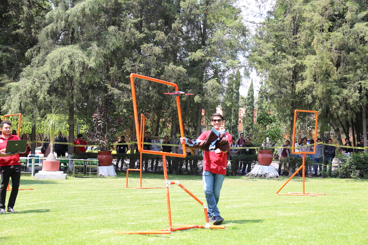 Se realiza el Taller Nacional de Drones Inteligentes en el INAOE