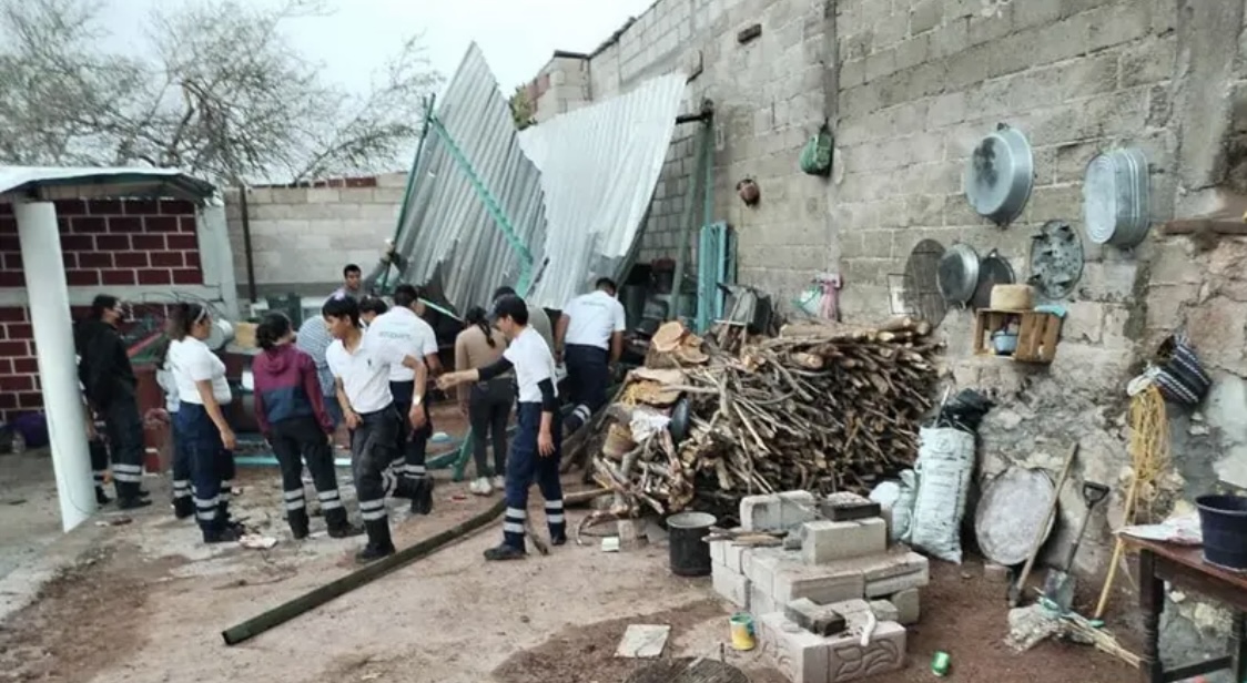 Protección Civil atiende afectaciones en Xochiltepec tras tormenta 