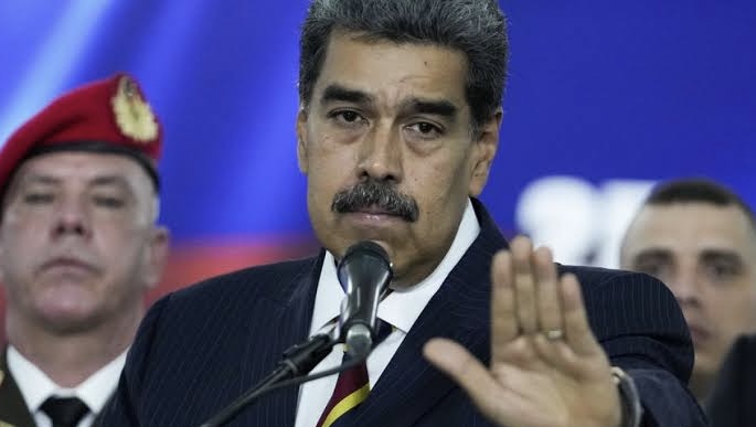 Maduro pide no aceptar regalos electrónicos tras explosiones en Líbano