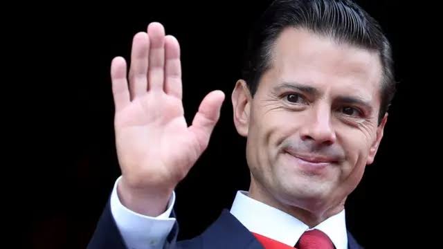 Peña Nieto felicita a Sheinbaum por asumir la presidencia 