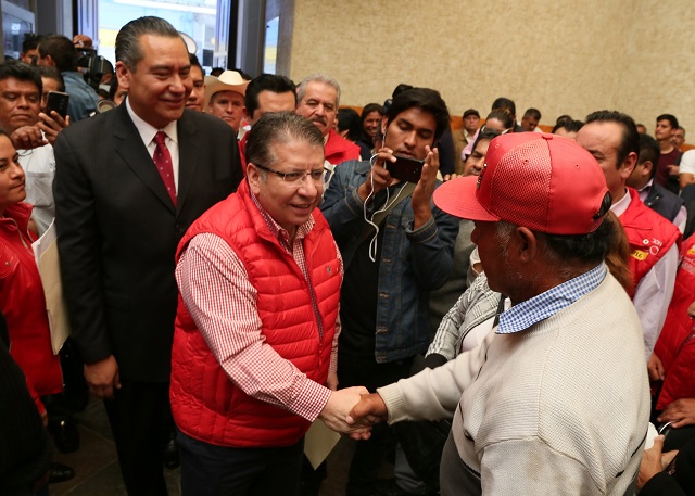 Amenazan a transportistas para apoyar al PAN: Doger