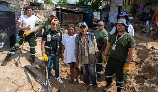 Más de mil servidores participan en labores de limpieza en Acapulco por John