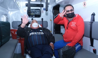 Especialistas del IMSS salvan ojo de aficionado lesionado en estadio de Querétaro