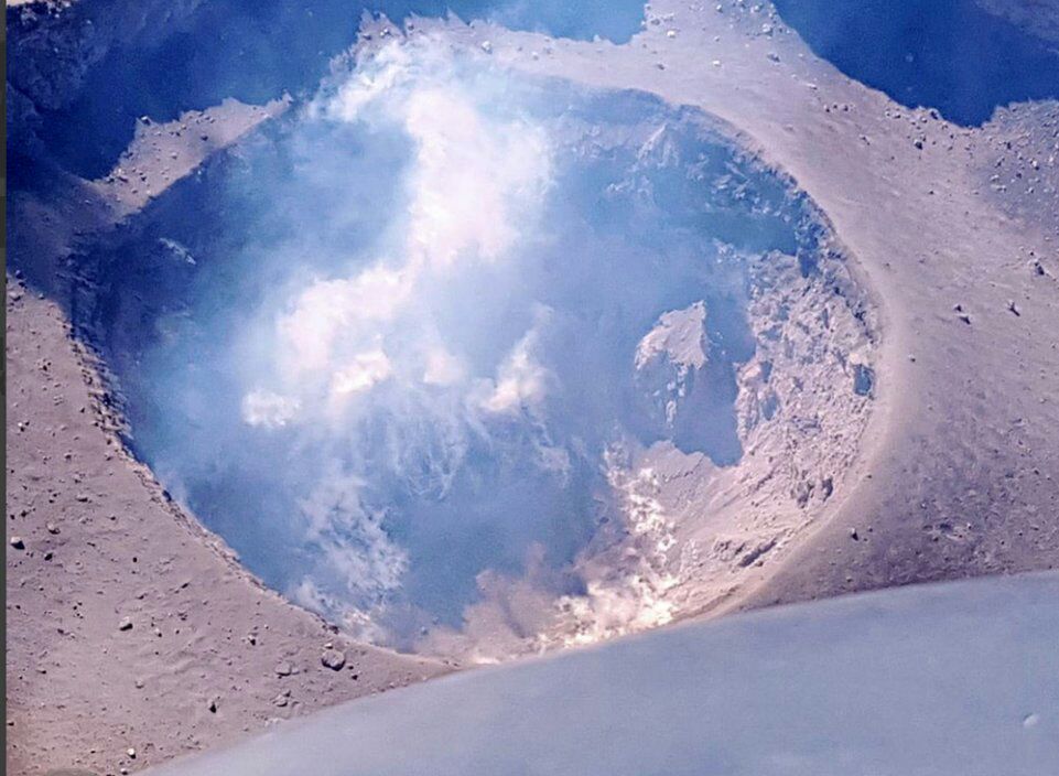 Domo en el volcán incrementará exhalaciones en los próximos días