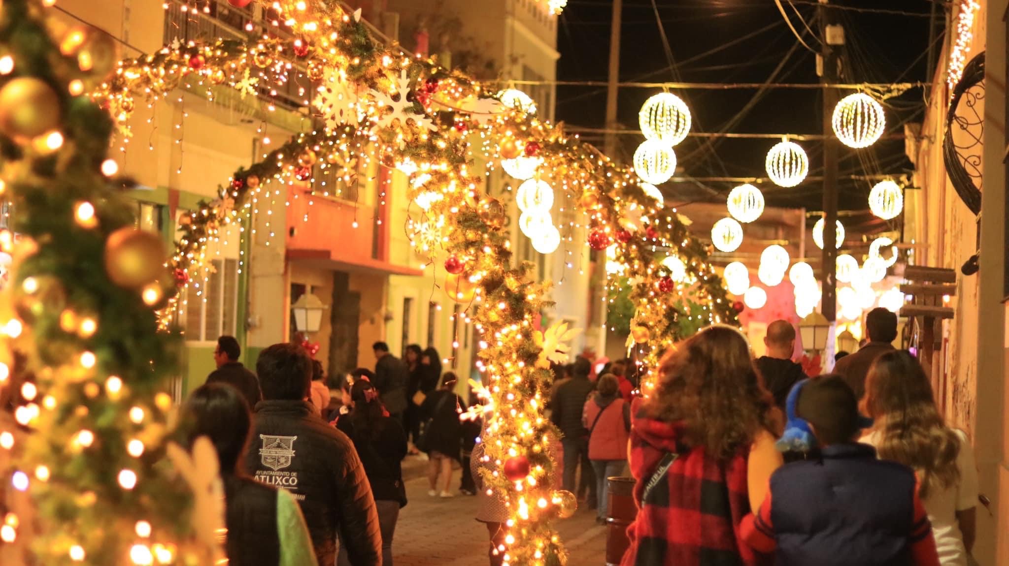 Se encendió la magia en Atlixco: arranca la Villa Iluminada