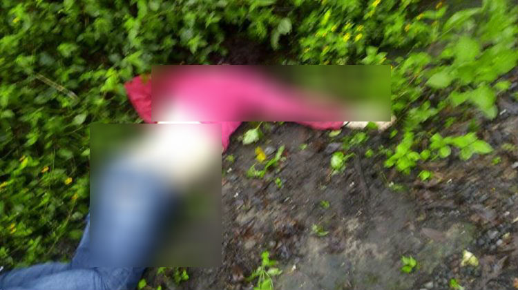 Mujer torturada y asesinada es hallada en carretera de Teziutlán