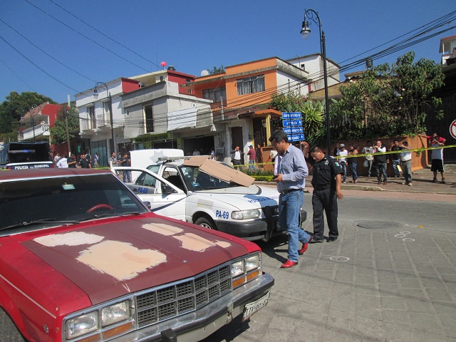 Comando mata a 3 policías auxiliares durante asalto en Huauchinango