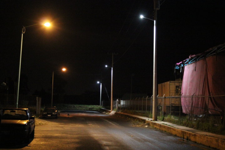 Tuxco está en penumbras por lámparas sin funcionar, afirma edil