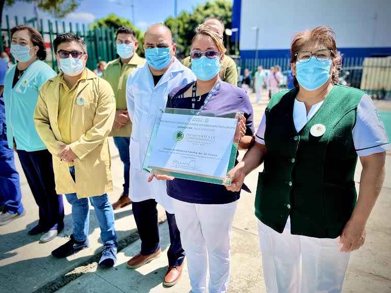 Reconocen a personal de la UMF No. 2 del IMSS Puebla