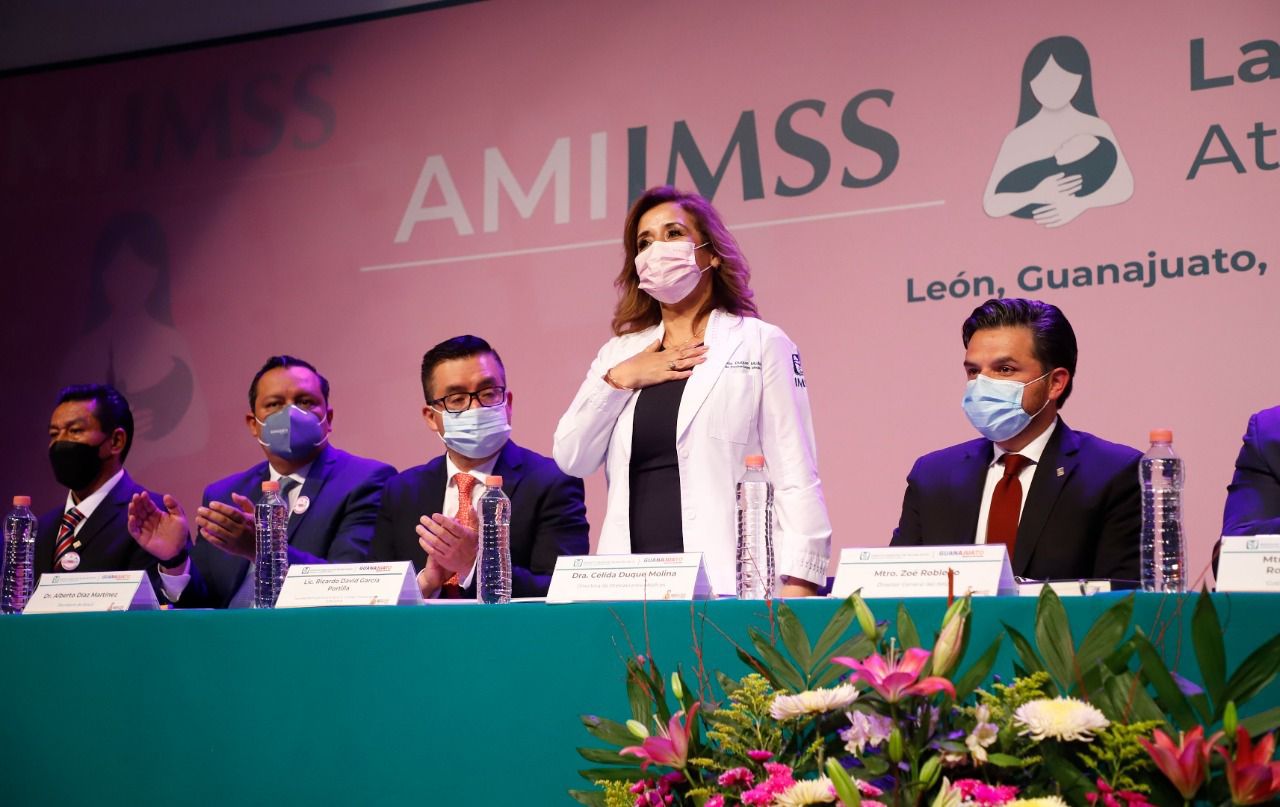 IMSS presentó el modelo nacional de Atención Materna Integral