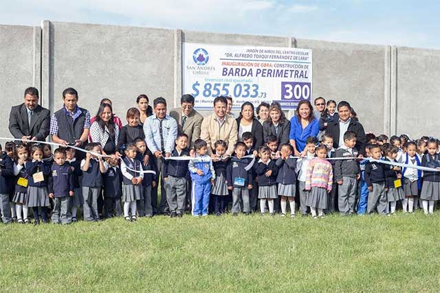 Inaugura edil de San Andrés Cholula obra en el Centro Escolar Alfredo Toxqui