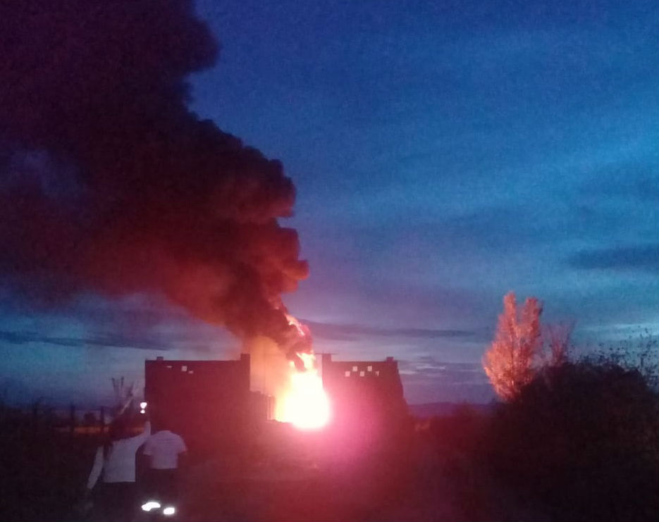 Incendian bodega que fue asegurada en Tecamachalco