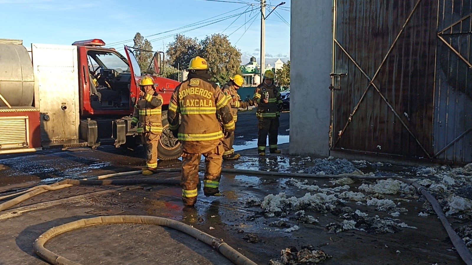 Se registra incendio de bodega en la Magdalena Tlaltelulco en Tlaxcala
