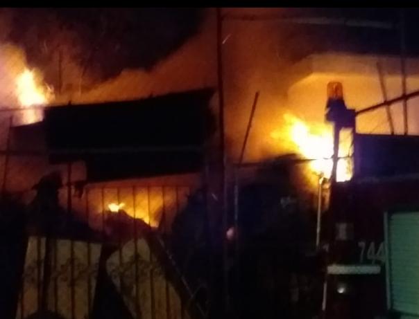 Incendio evidencia carencias de Bomberos en Atlixco