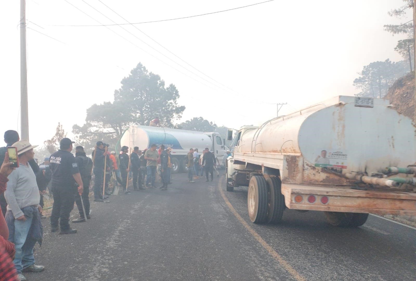Logran controlar incendios que afectan a comunidades de Coxcatlán