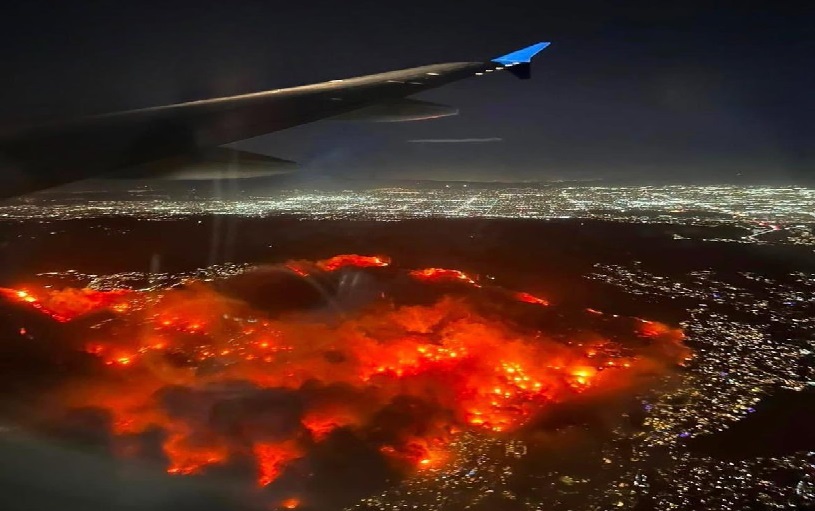 México envía equipo solidario a California por incendios forestales