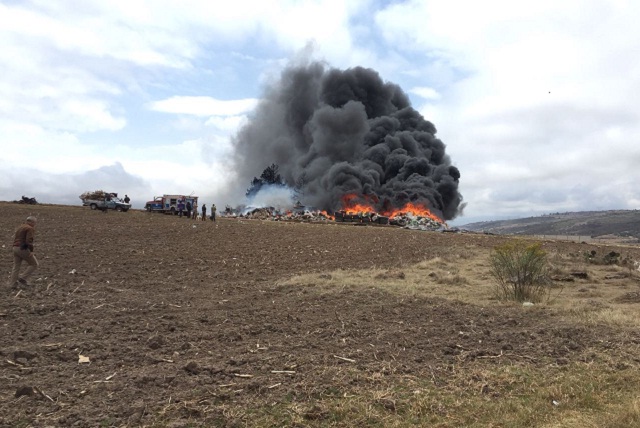 Sofocan incendio en predio con material reciclable, clausurado por ser un riesgo