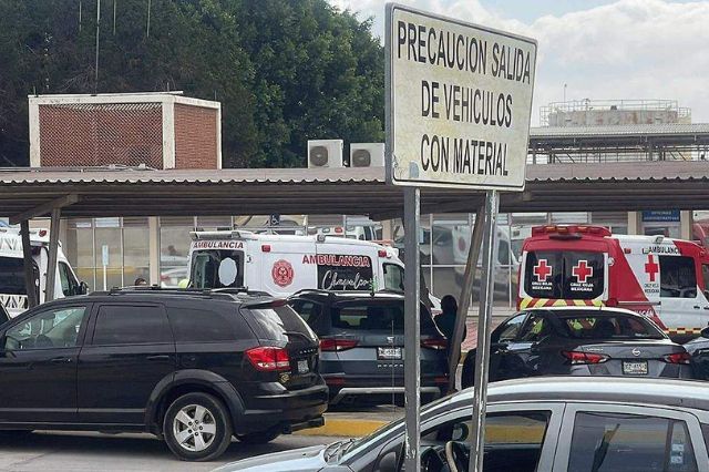 Registran fuerte incendio en predio de Pemex Miahuatlán