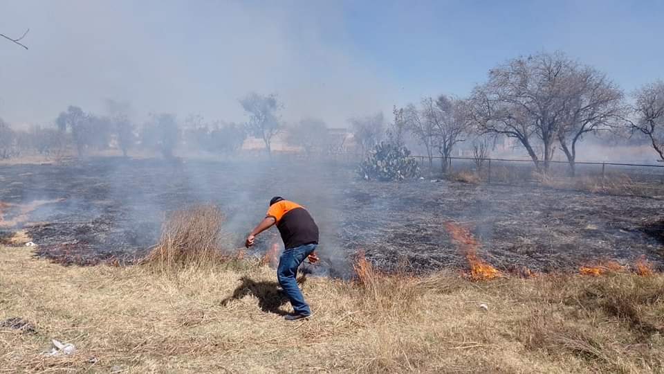Incendios de pastizales en Huejotzingo y Texmelucan causan alarma