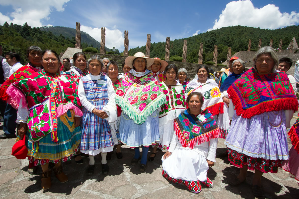 Puebla, de los 5 estados con más indígenas analfabetas