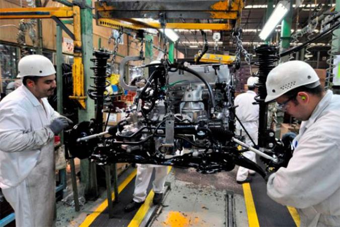 ¿Y si vienen más coches a México?