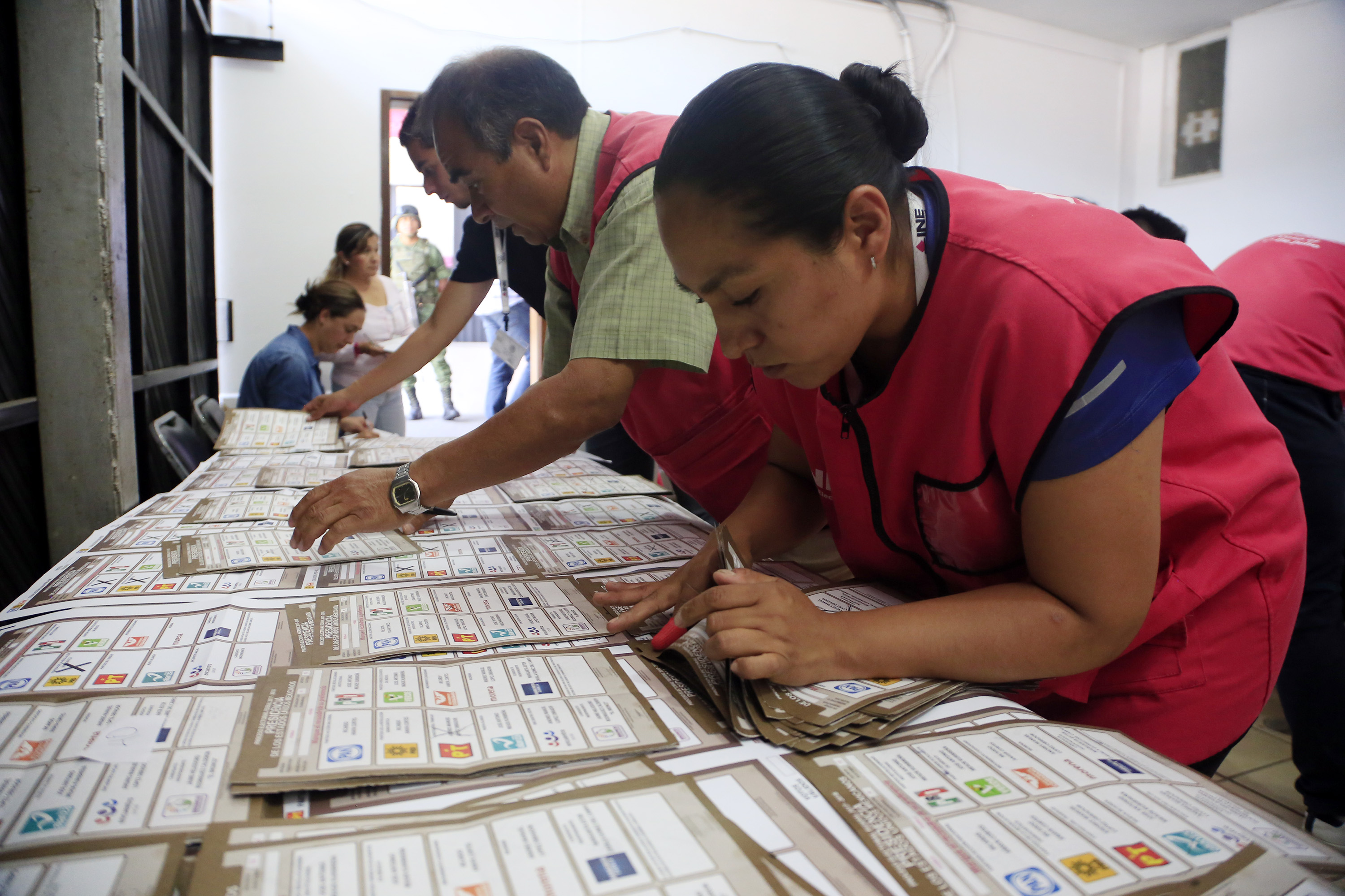 Diputado de CPP pide retrasar elección hasta agosto por riesgo de Covid