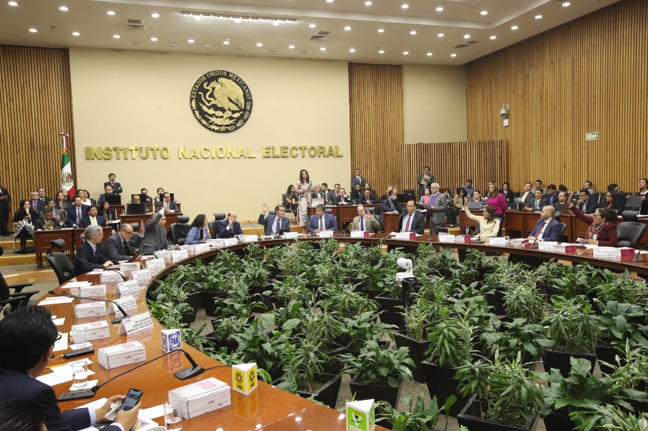 Va Morena por reforma electoral en el primer año de legislatura