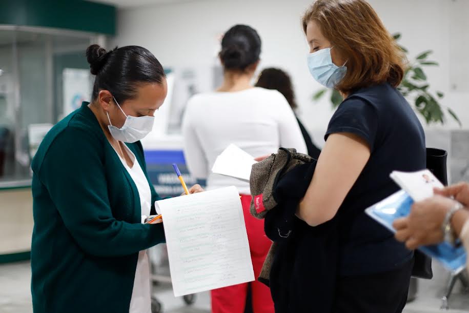 IMSS se suma a vacunación contra la influenza  en población blanco y con factores de riesgo   