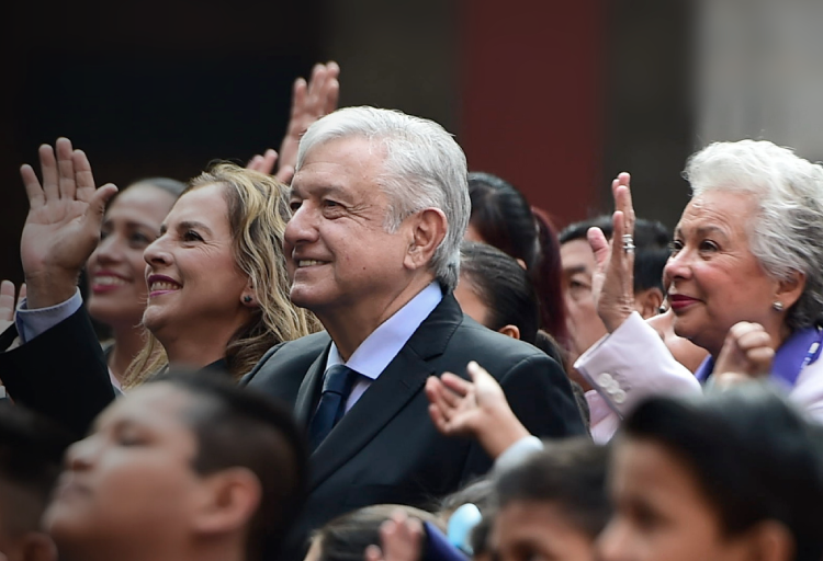 López Obrador rinde su primer informe como presidente 