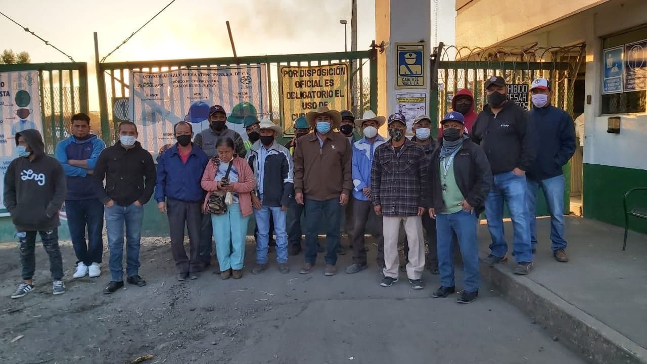 Cañeros toman bodegas de ingenios del país, incluida la de Chietla  