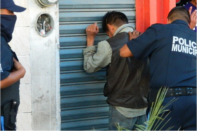 Por inseguridad, farmacias suspenden servicio nocturno en Tehuacán