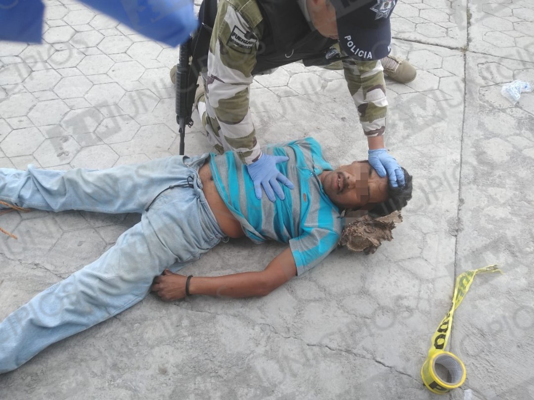 Hombre se tiró de un puente, pero salvó la vida en Tlatlauquitepec