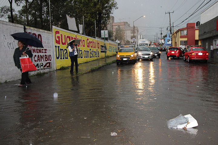 No guarde su sombrilla, se esperan lluvias en Puebla