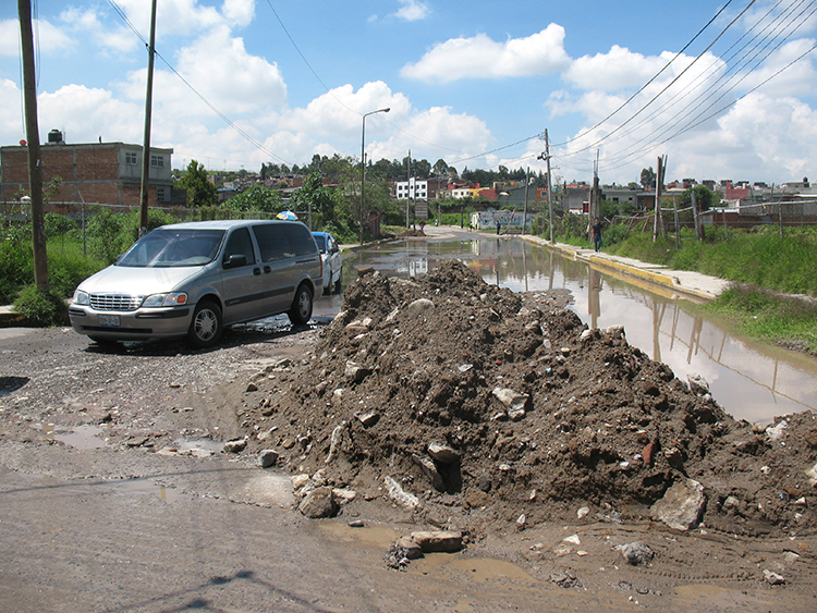 Inundaciones afectan zona limítrofe de Puebla y Cuautlancingo