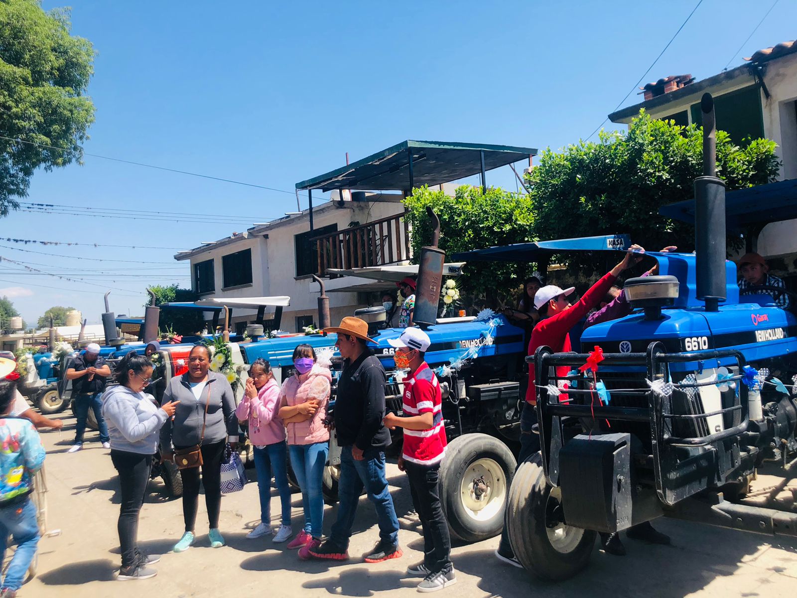Campesinos de Texmelucan festejan a San Isidro; piden lluvia y buenas cosechas