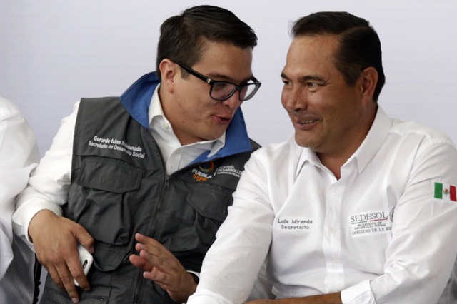 Islas se defiende de acusaciones de desvío de recursos