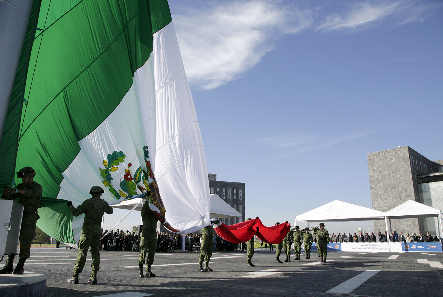 Ayuntamiento de Puebla se suma a programa de los Símbolos Patrios