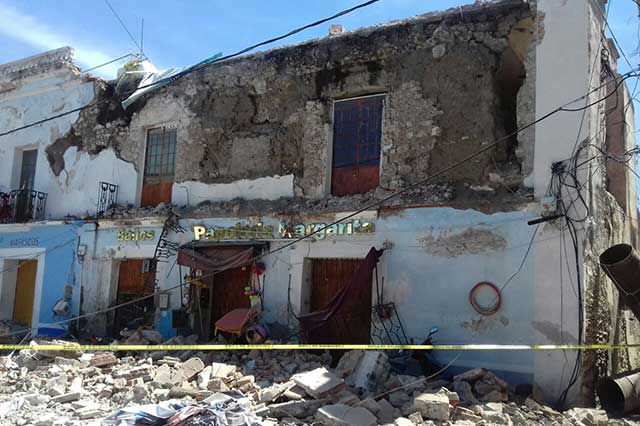 Habitantes de Izúcar reportan casas afectadas por sismo
